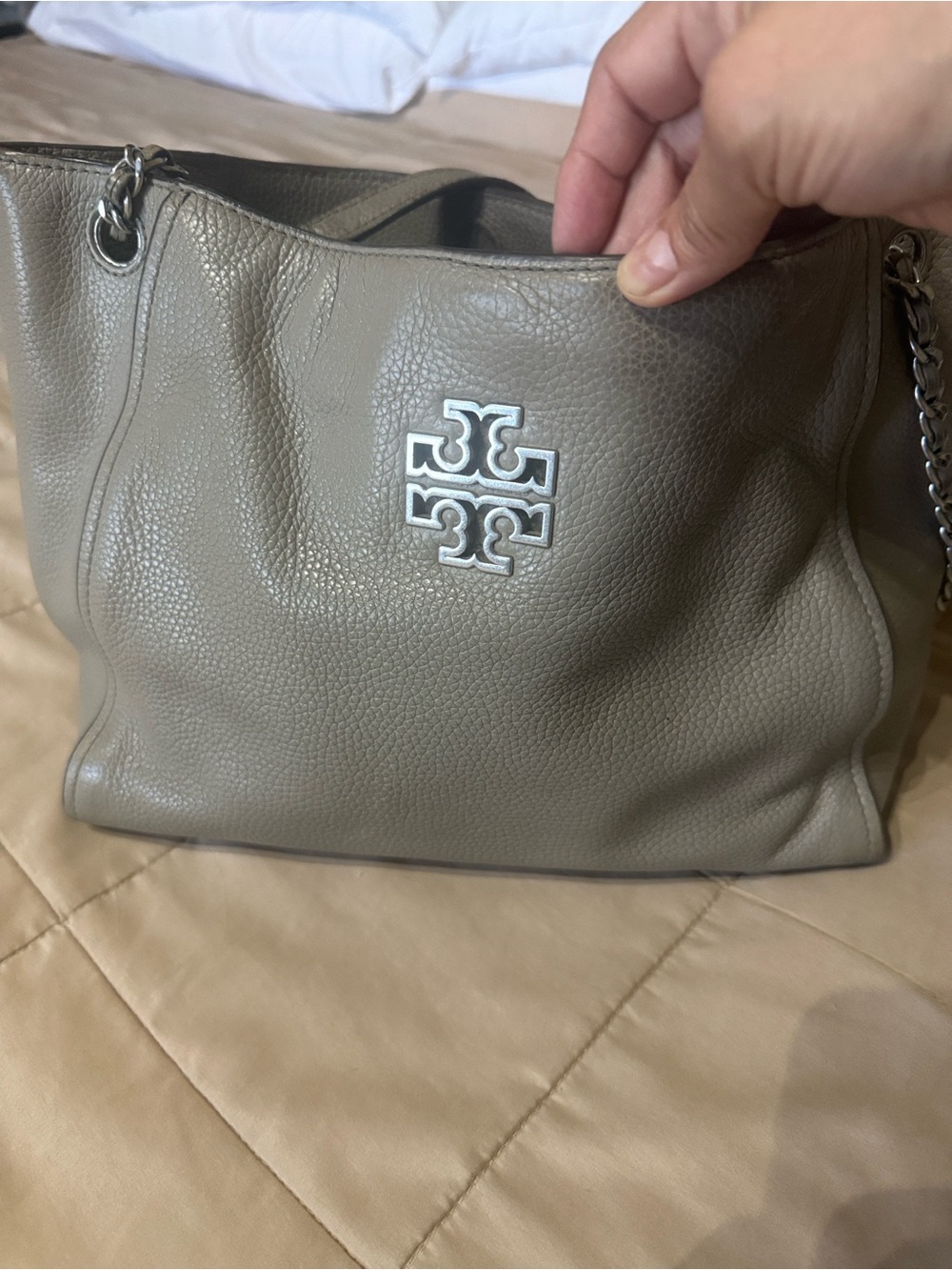 Tory Burch Pebbled Leather Shoulder Tote in Taupe